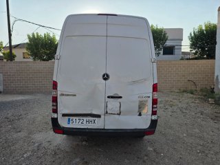 Mercedes-Benz Sprinter 2012