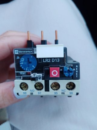 Telemecanique LR2 D1312 Relé Térmico 5.5-8A
