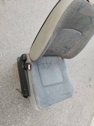 ASIENTO DELANTERO IZQUIERDO RENAULT MASTER II