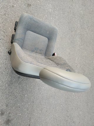 ASIENTO DELANTERO IZQUIERDO RENAULT MASTER II