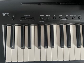 Piano Kawai ES-110