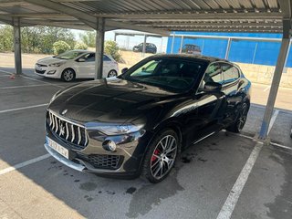 Maserati Levante SQ4, 430cv, V6