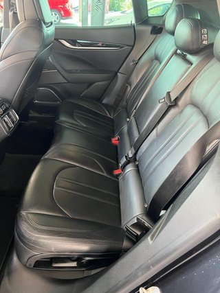 Maserati Levante SQ4, 430cv, V6