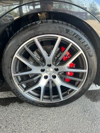 Maserati Levante SQ4, 430cv, V6