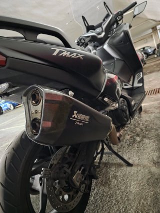 Yamaha Tmax 530 DX Negra