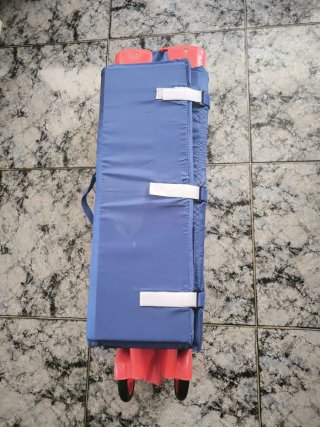 Cuna de viaje con colchón