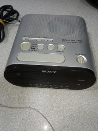 Radio Despertador Sony Dream Machine ICF-C216