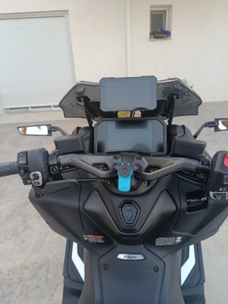 Yamaha TMAX 560 Maxi Scooter black Negra