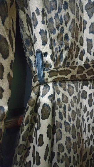 Abrigo Leopardo Cortefiel Talla M