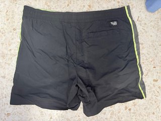 Bañador / pantalón corto deportivo Nike - Talla M