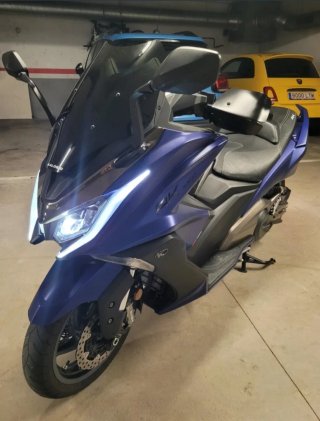 Kymco AK550 Limitada para A2