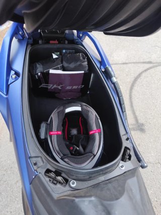 Kymco AK550 Limitada para A2