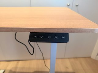 Escritorio elevable eléctrico madera y metal