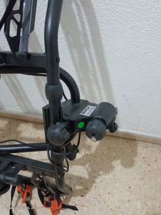Portabicis bola coche ,  4 bicis . Venta en mano