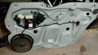 Elevalunas Eléctrico Derecho VW Caddy 2005