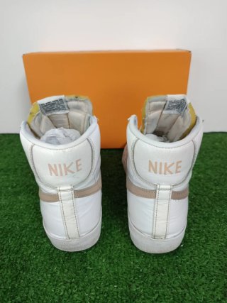 Nike Blazer Mid '77 Beige/Blanco Talla 43