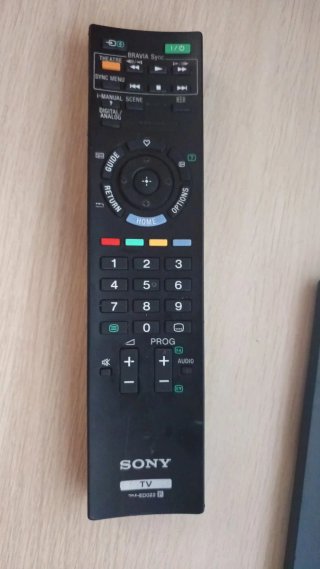 TV Sony BRAVIA KDL-32BX300 32" Full HD + Mando