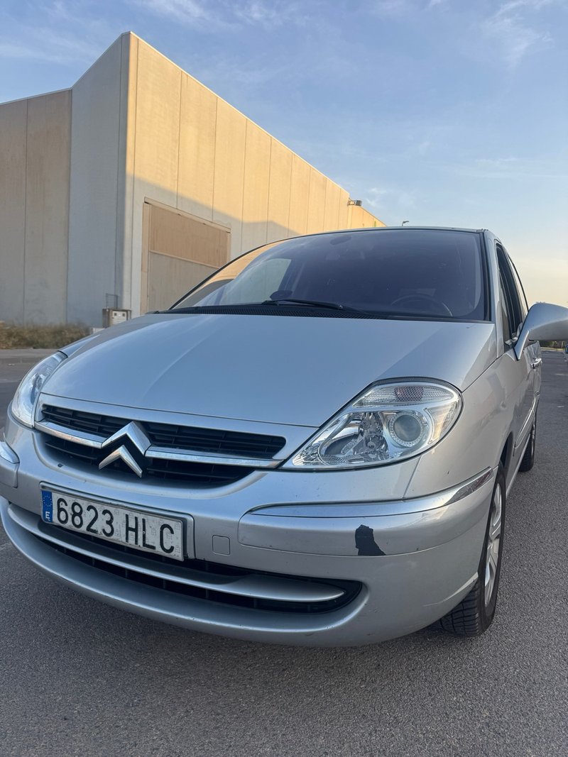 Citroen C8 2012 - foto 1