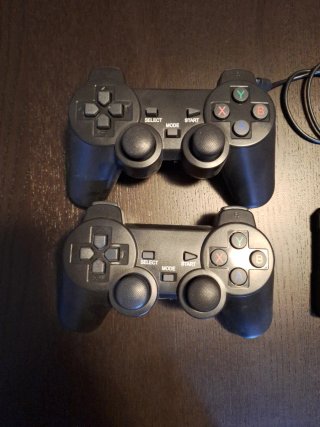 Game Stick RetroBits 4K con 2 Joypad