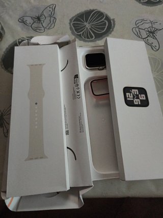 Apple Watch SE 2ª Gen GPS Plata año 2024