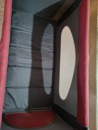 Cuna de viaje plegable