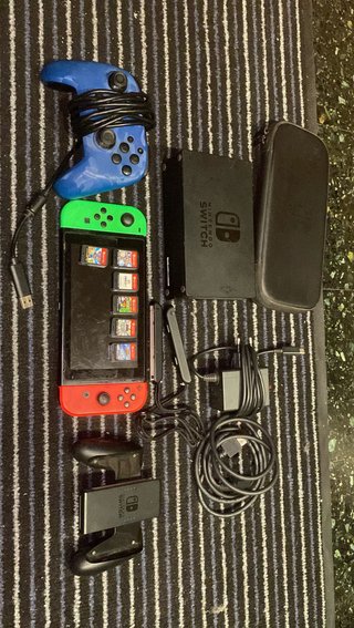 Nintendo Switch Completo con Accesorios