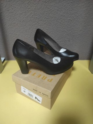 Zapatos tacón negros Liberitae