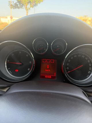 Opel Insignia 2009 tope de gama (NO NEGOCIABLE )