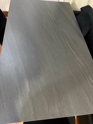 Mesa comedor + 4 sillas negras