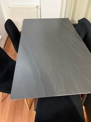 Mesa comedor + 4 sillas negras