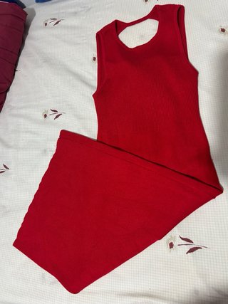 Vestido rojo Voyelles