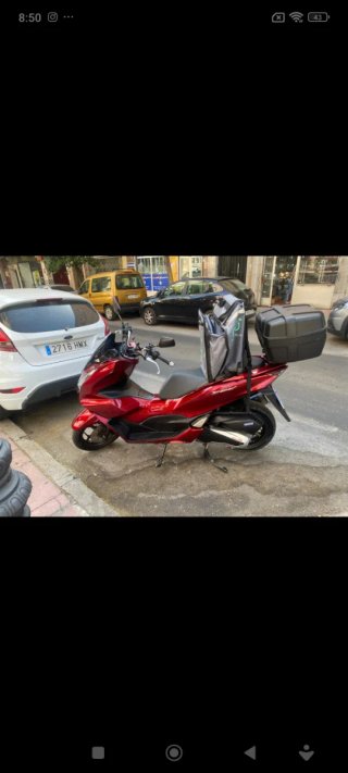 Honda PCX 125 Roja