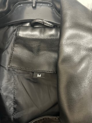 Chaleco negro pelo sintético cremalleras