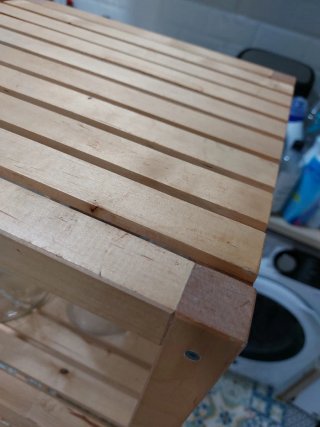 Estantería de madera IKEA