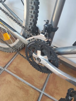Bicicleta Specialized Hardrock Gris