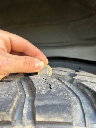 Neumáticos LT265/70R17 STT Pro
