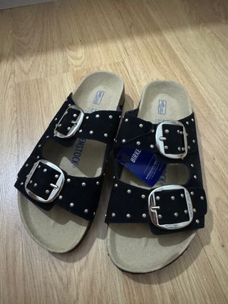 Sandalias a estrenar