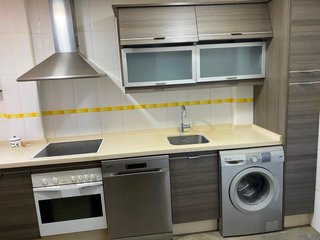 Cocina completa: electrodomésticos y  mobiliario