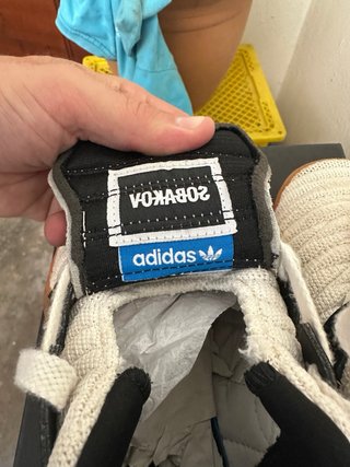 Zapatillas Adidas Sobakov Beige/Blanco