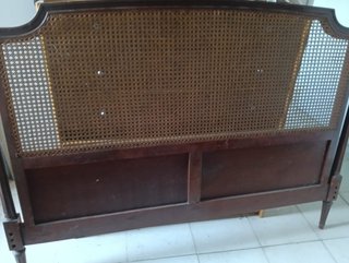 Cabecero de rejilla de madera