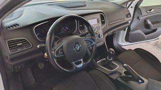 Se vende Renault Megane 4 en muy buen estado