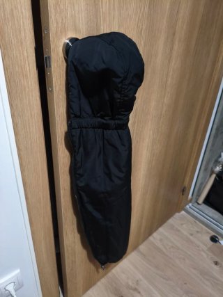 Parka Maternidad Negra con Accesorios