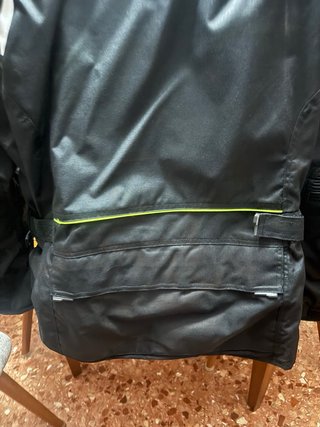 Chaqueta de moto negra