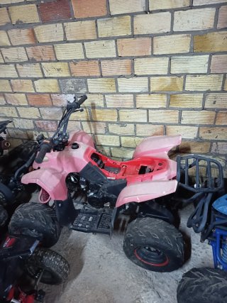 3 Cuatrimotos averiadas para piezas o arreglar