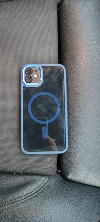 iPhone 11 (93% Batería)