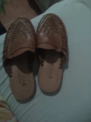 Zapatillas de piel para hombre