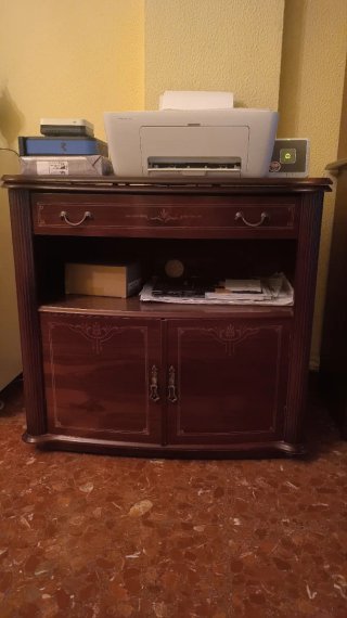 Mueble TV madera marrón