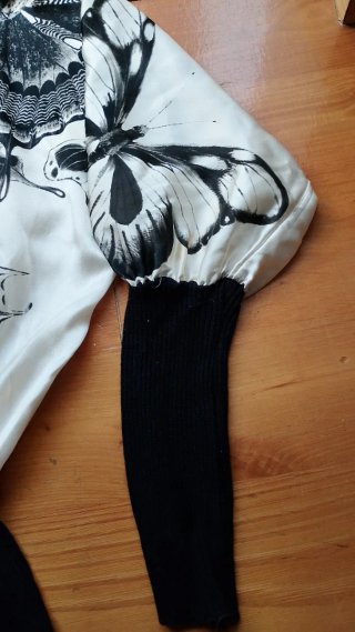 Blusa Zara Seda Mariposas Talla M
