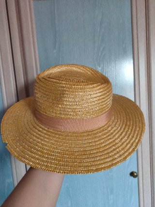 Sombrero de paja 100% con lazo
