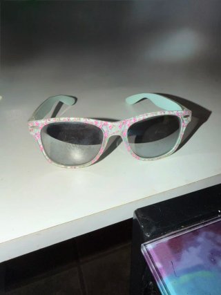 Gafas de sol con estampado de flamencos